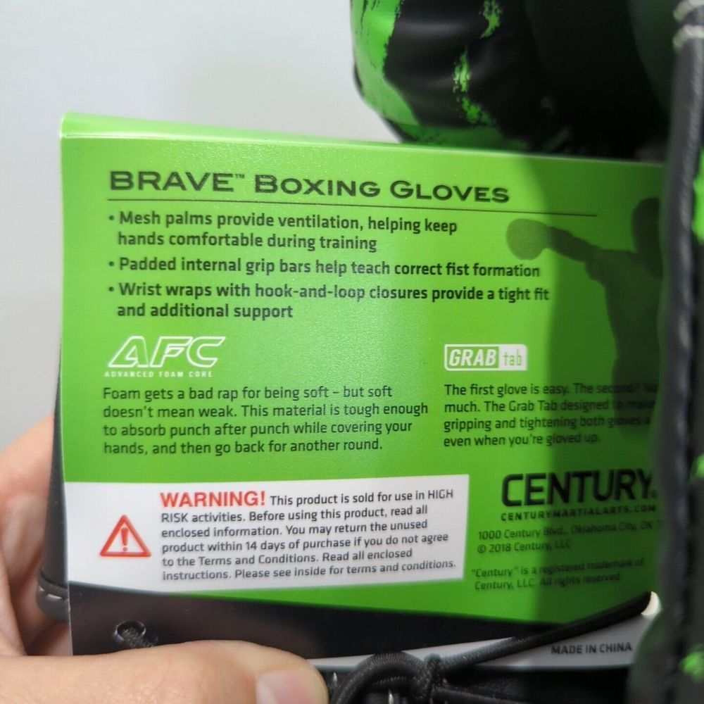 BRAVE YOUTH 6 OZ BOXING‎ GLOVES - BLACK/GREEN NWT - Picture 3 of 4
